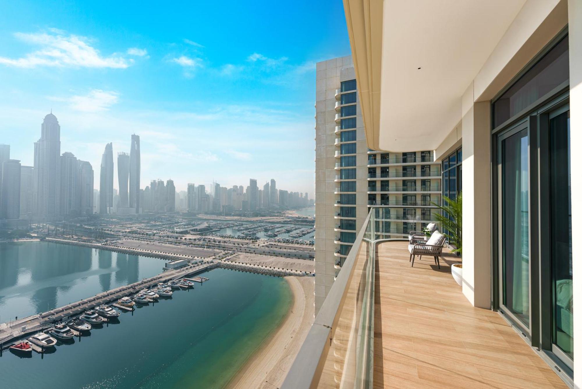 Upscale Family Friendly 4 Bedroom On Private With Amazing Views *