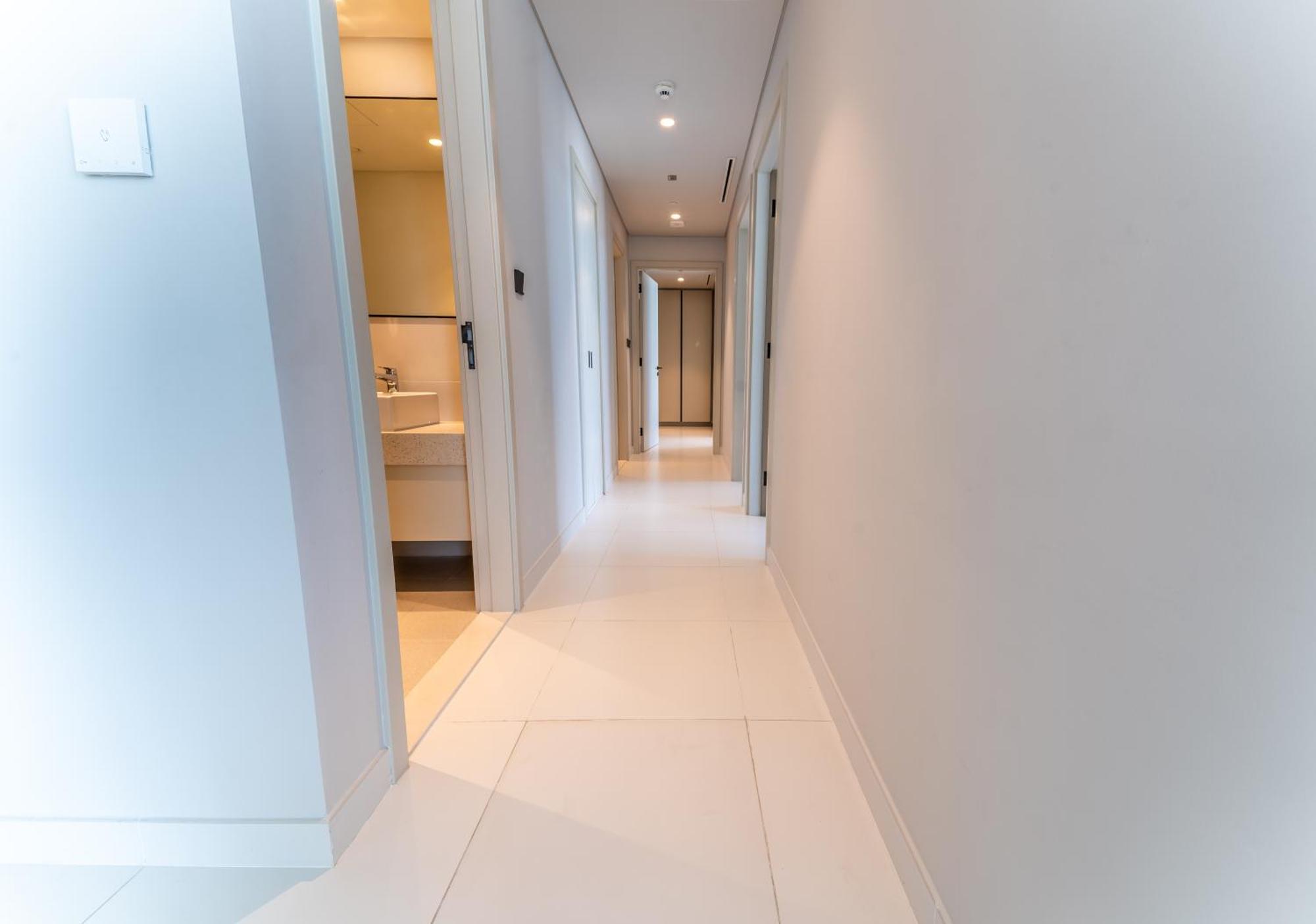 Apartment Upscale Family Friendly 4 Bedroom On Private With Amazing Views