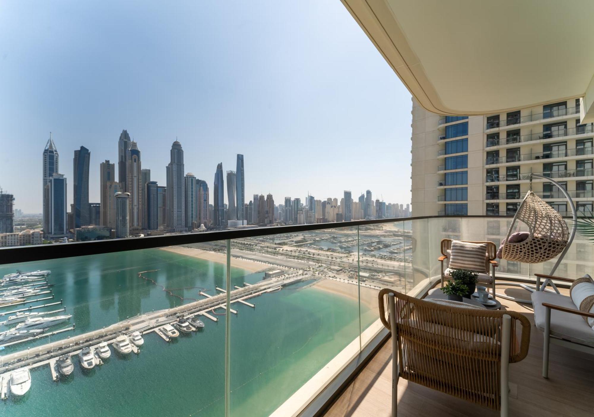 Upscale Family Friendly 4 Bedroom On Private With Amazing Views *