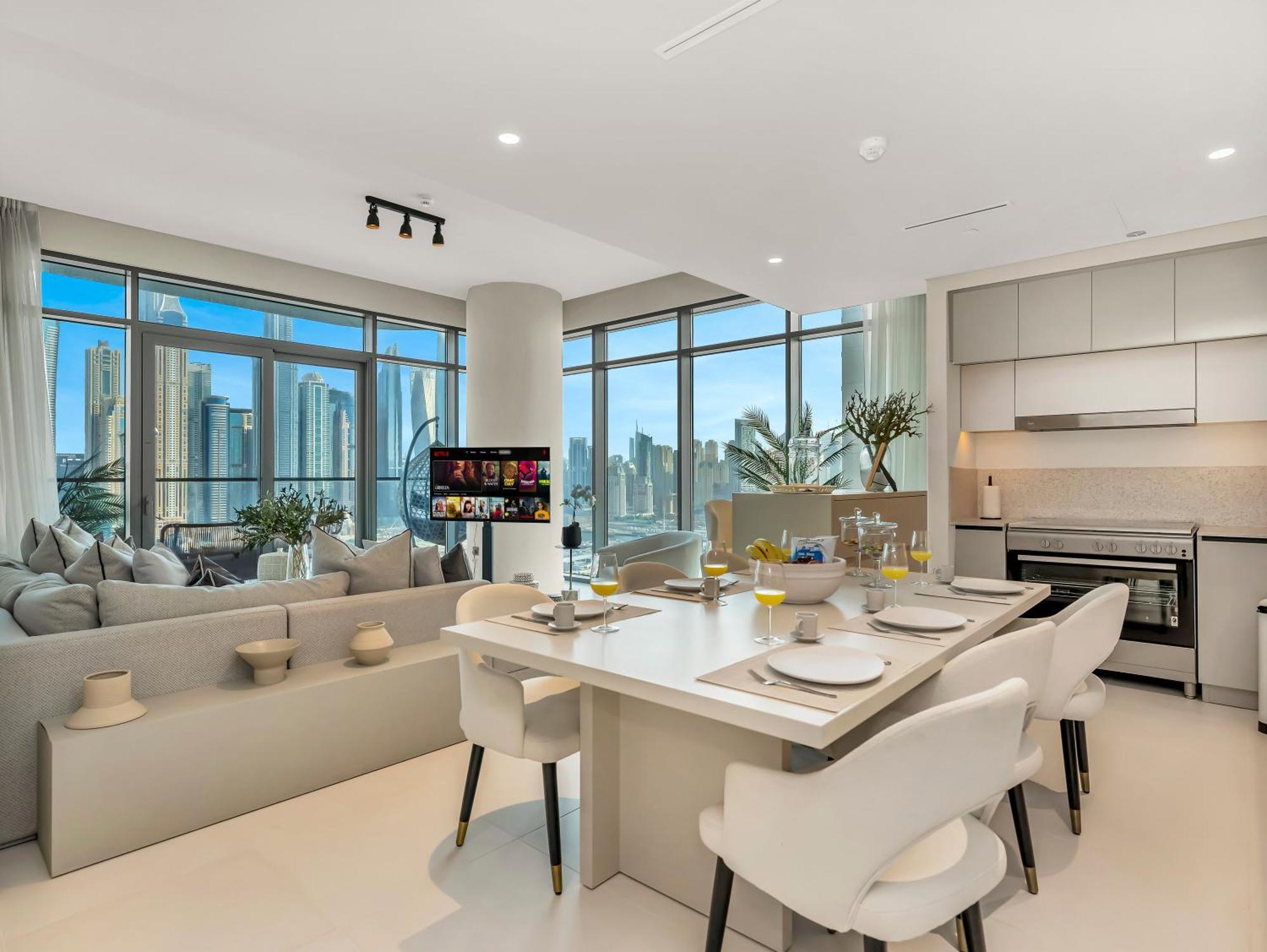 Apartment Upscale Family Friendly 4 Bedroom On Private With Amazing Views