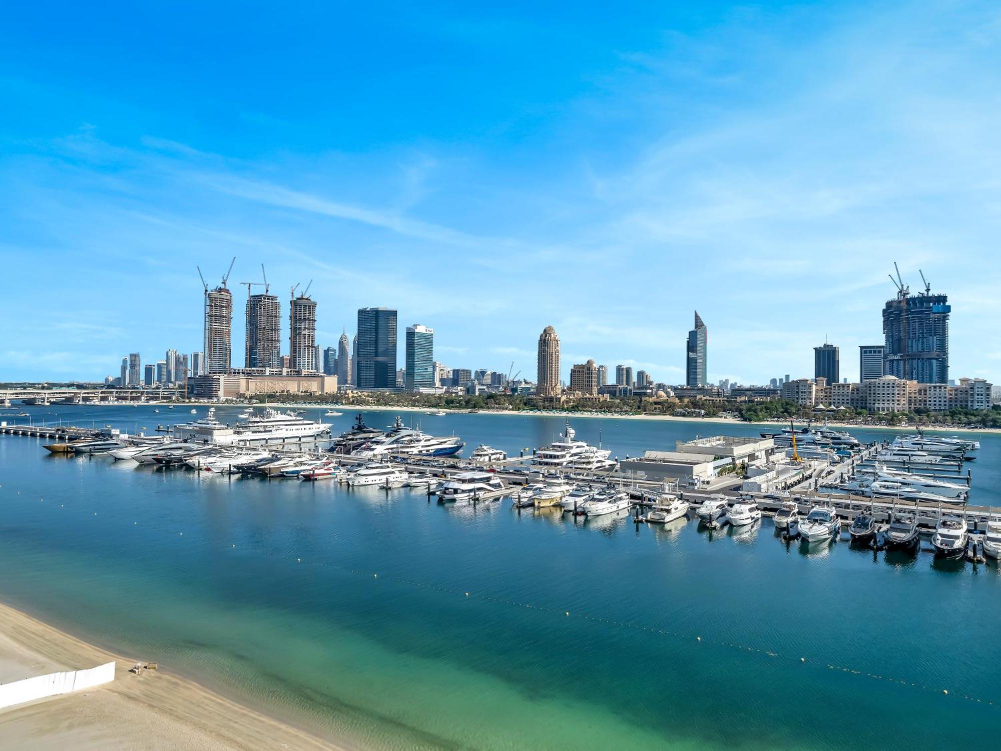 Upscale Family Friendly 4 Bedroom On Private With Amazing Views